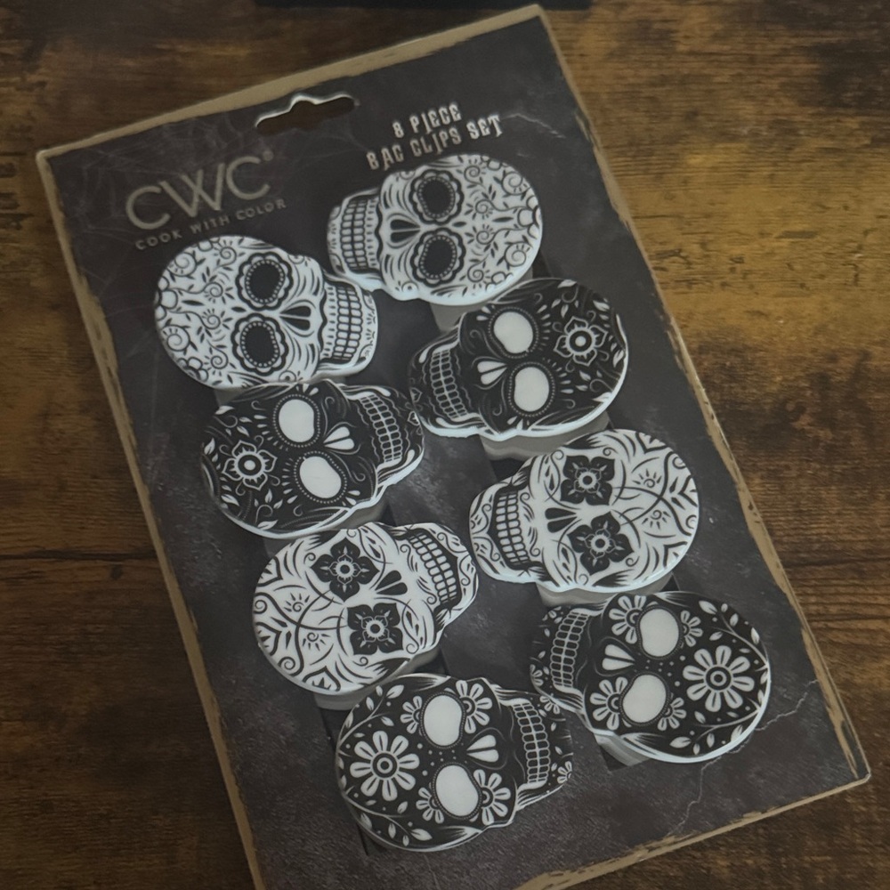 CWC Skull Bag Clips magnet Set - Picture 3 of 4